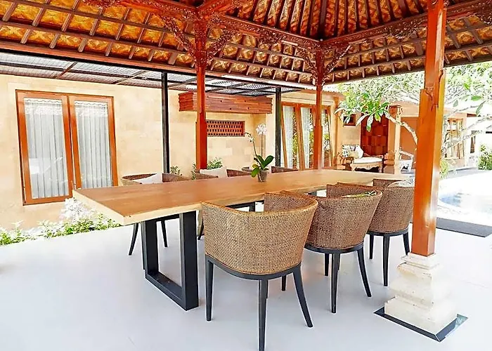 Balinese Superior With Pool In Ubud Center ホテル