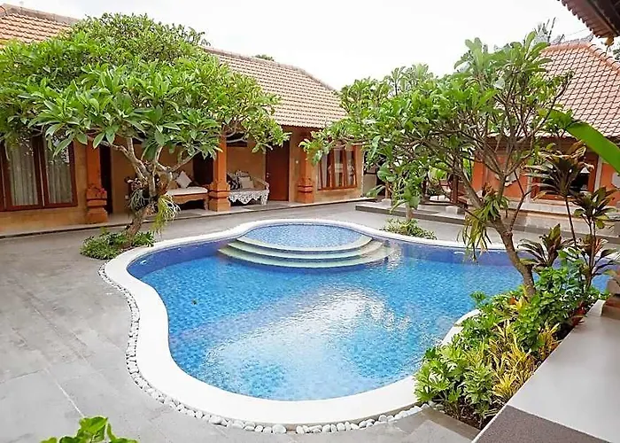 Balinese Superior With Pool In Ubud Center ホテル 4*